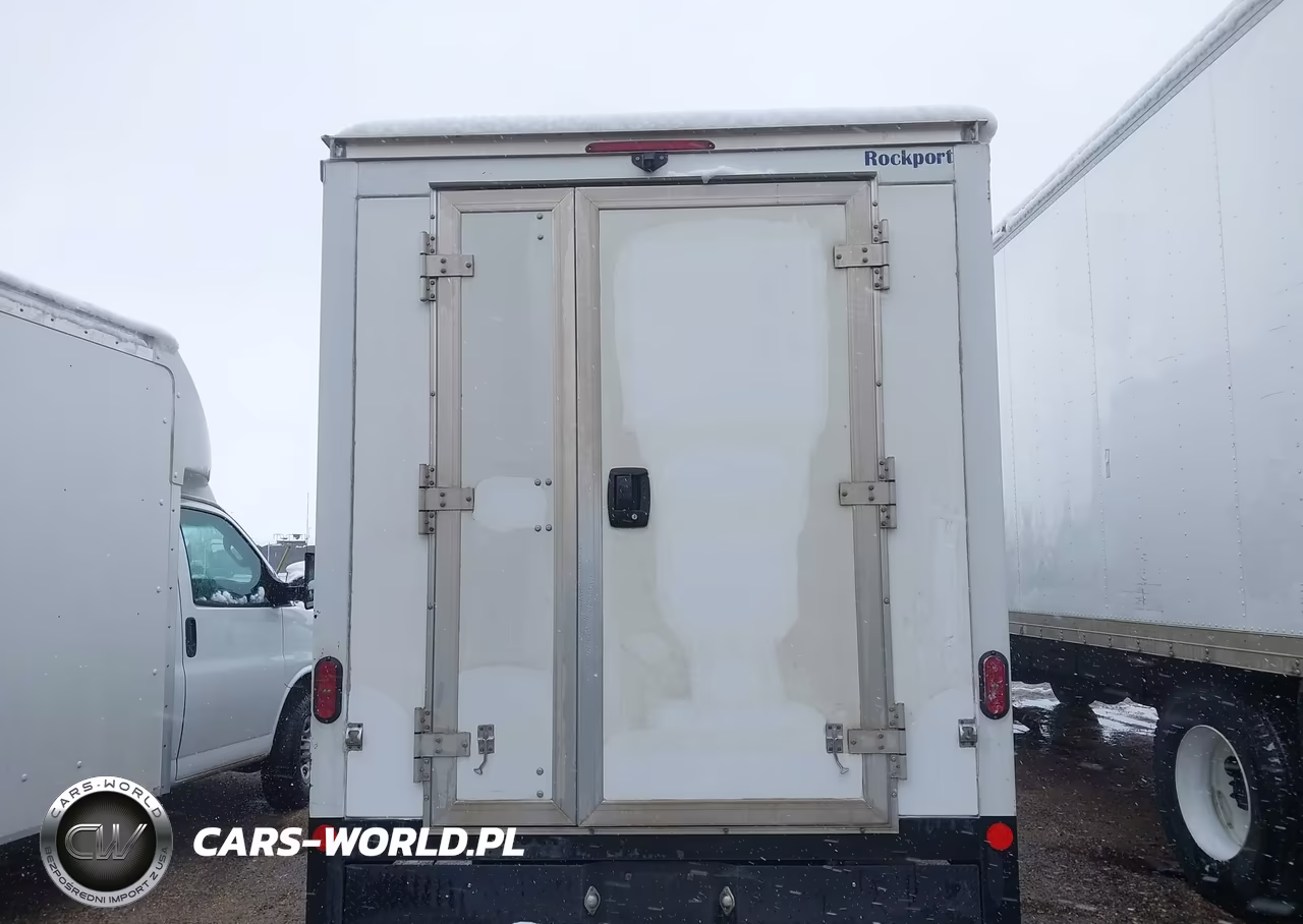 2023 Chevrolet Express Cutaway Work Van VIN:1GB0GSF75P1104102 - 16