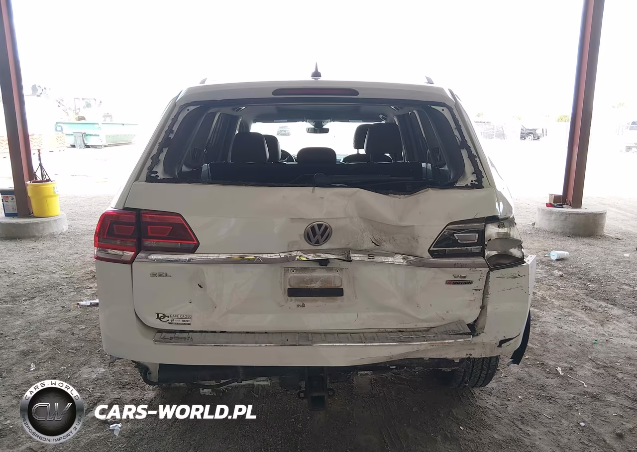 2018 Volkswagen Atlas 3.6L V6 Sel VIN:1V2MR2CA1JC584611 - 17