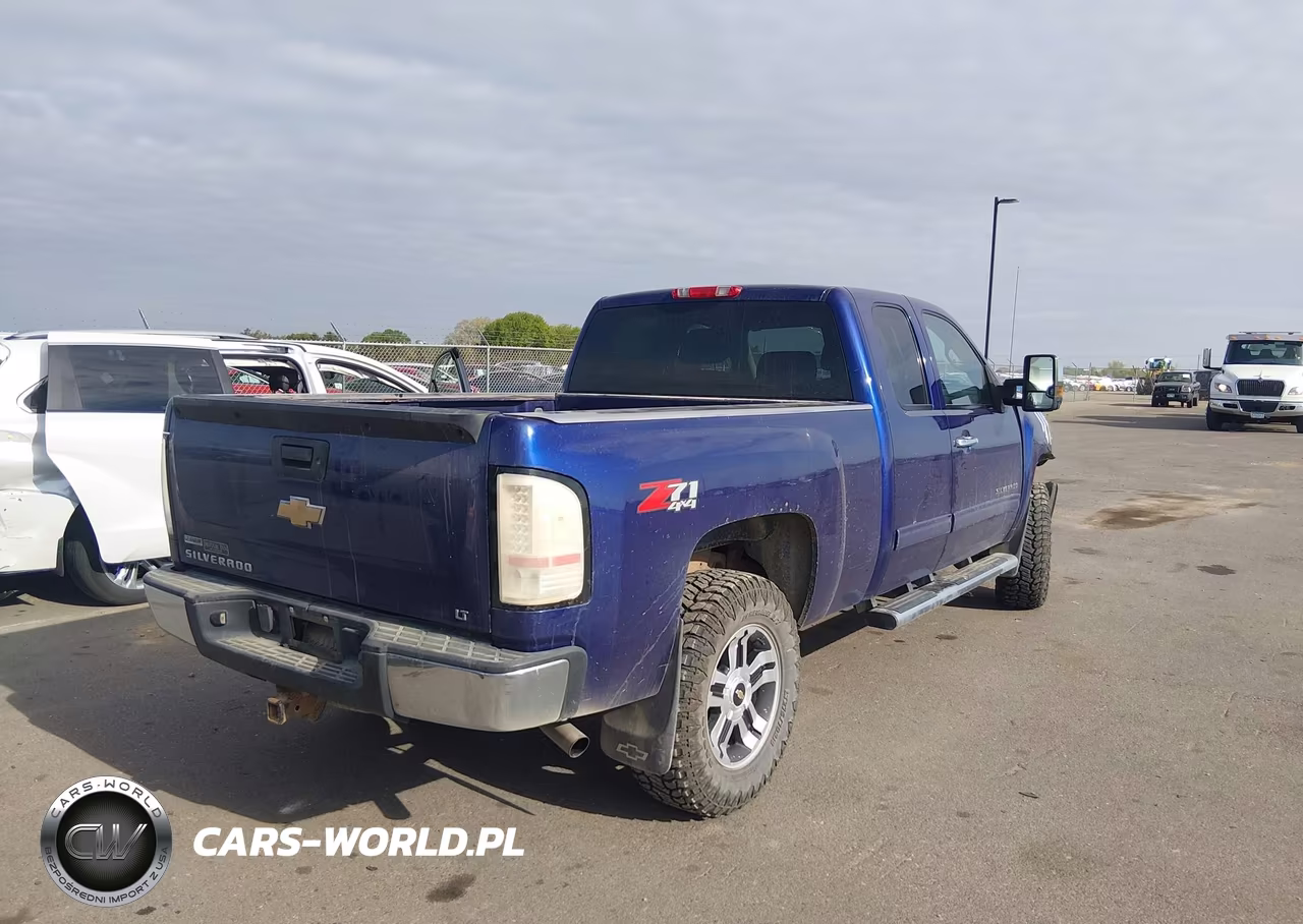2011 Chevrolet Silverado 1500 Lt VIN:1GCRKSE3XBZ240459 - 4