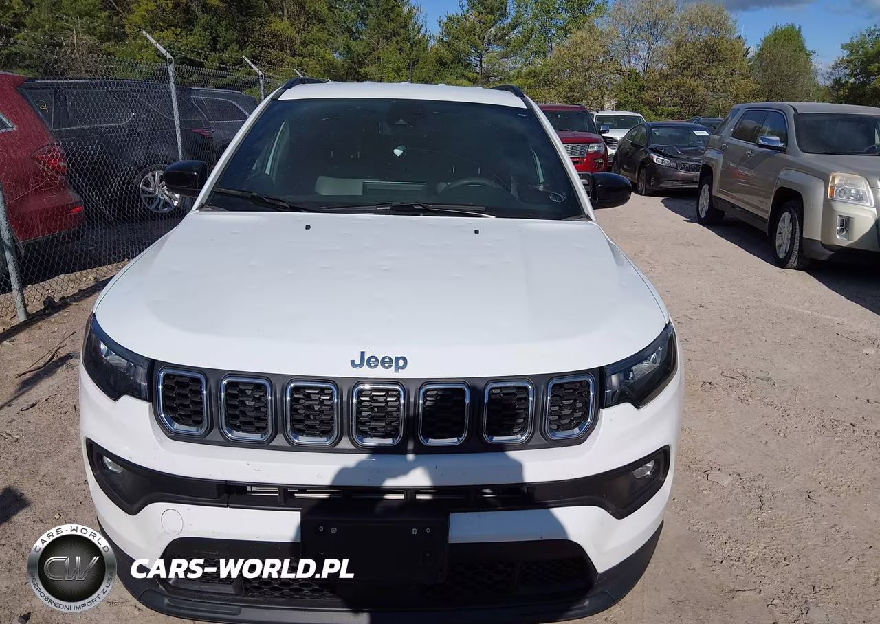 2024 Jeep Compass Latitude 4X4 VIN:3C4NJDBN0RT118777 - 12