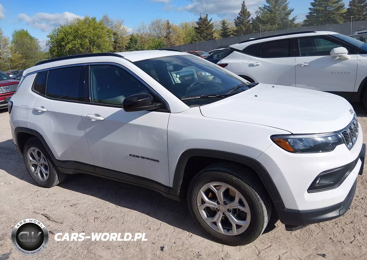 2024 Jeep Compass Latitude 4X4 VIN:3C4NJDBN0RT118777 - 13