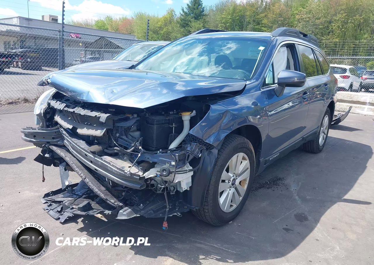 2018 Subaru Outback 2.5I Premium VIN:4S4BSAFC6J3319828 - 2