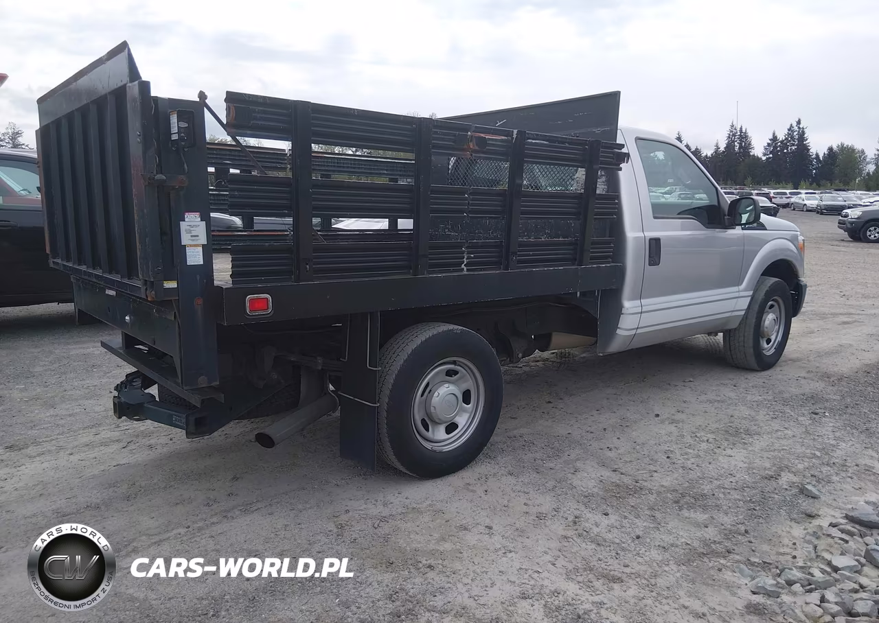 2015 Ford F-350 Xl VIN:1FDRF3A65FED58390 - 4