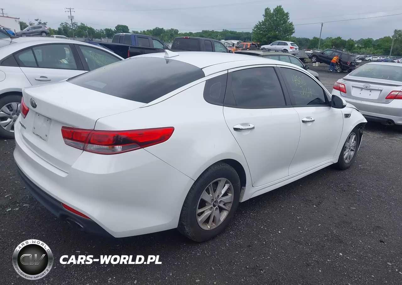 2018 Kia Optima Lx VIN:5XXGT4L39JG189623 - 4