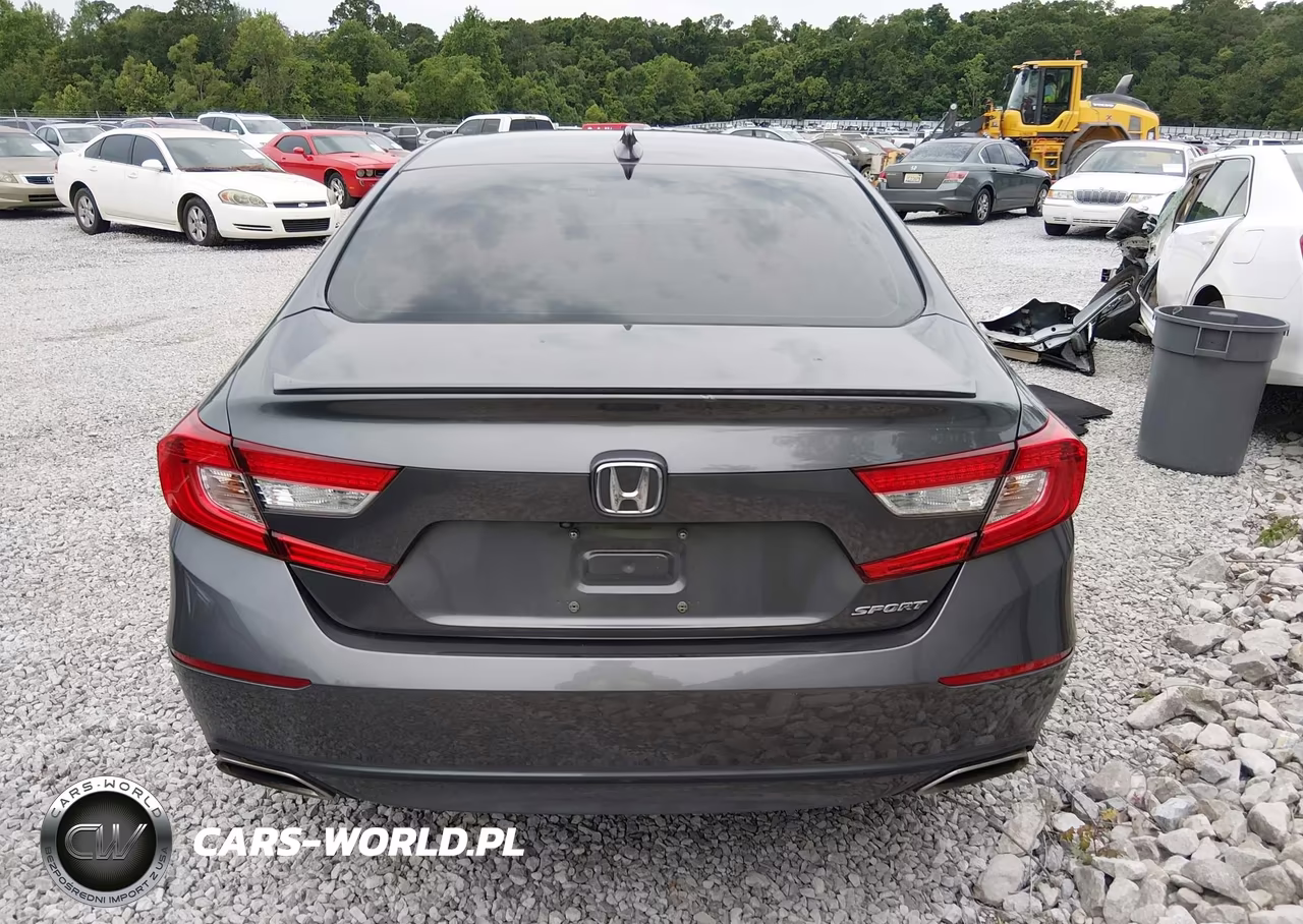 2018 Honda Accord Sport VIN:1HGCV1F36JA187621 - 17