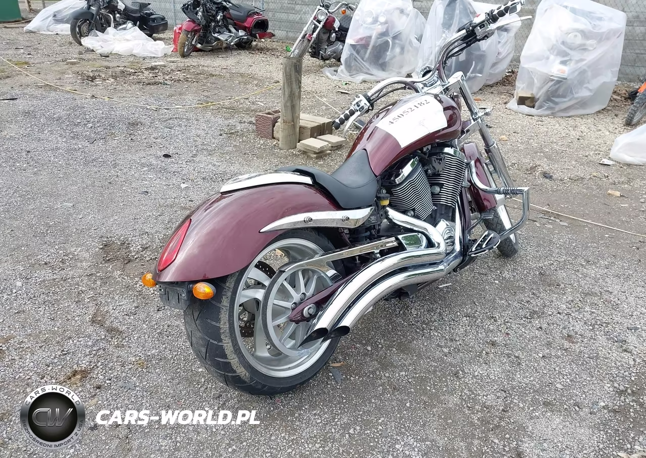 2008 Victory Motorcycles Vegas Jackpot VIN:5VPXB26D583003387 - 4