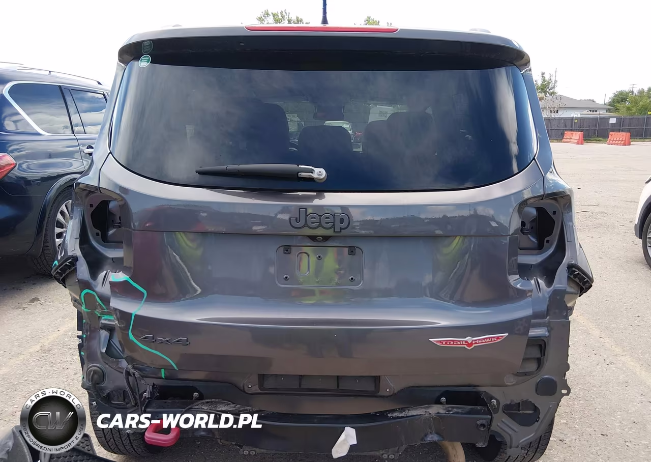 2017 Jeep Renegade Trailhawk 4X4 VIN:ZACCJBCB6HPG31148 - 17