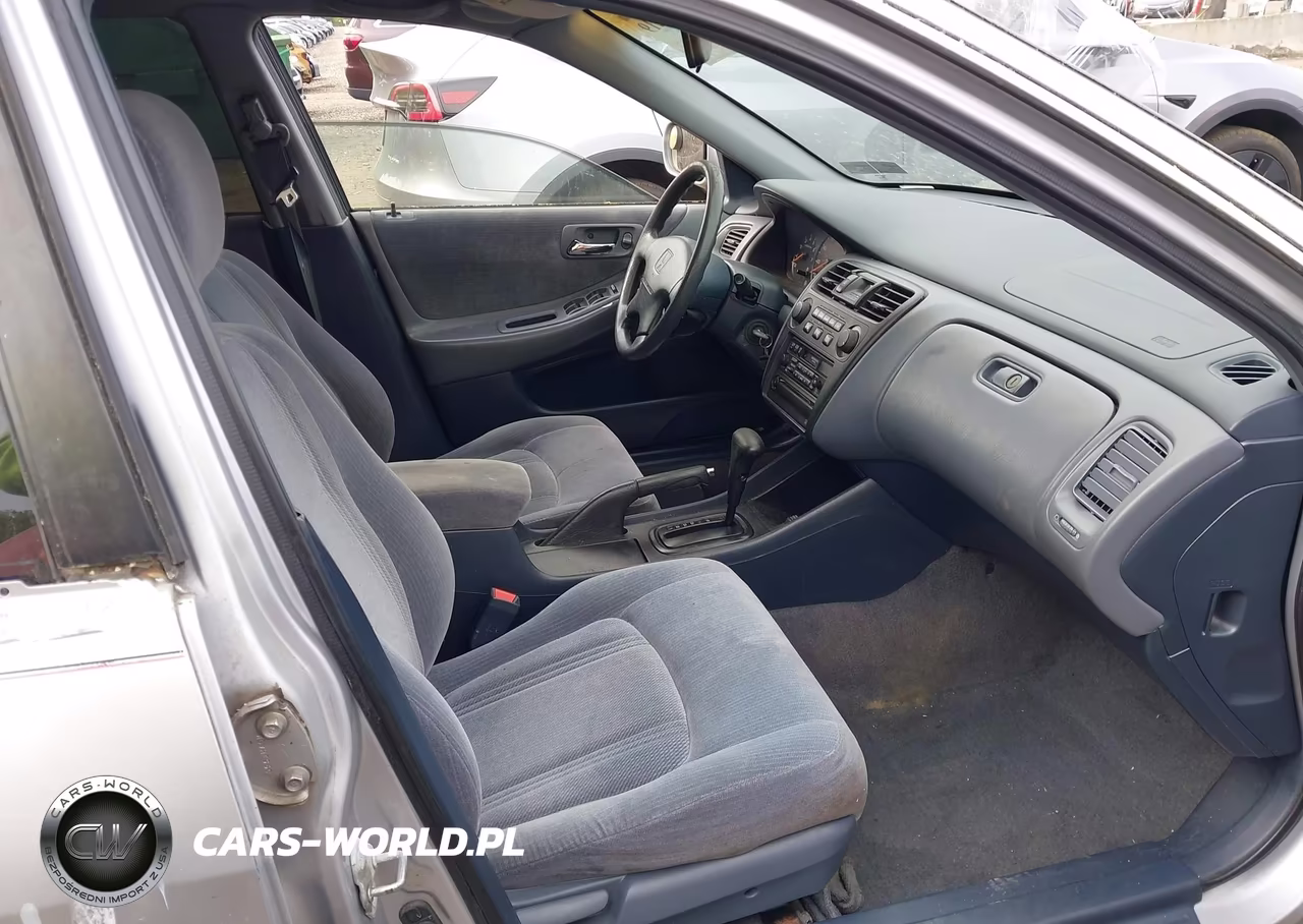 1999 Honda Accord Lx VIN:1HGCG6659XA124174 - 5