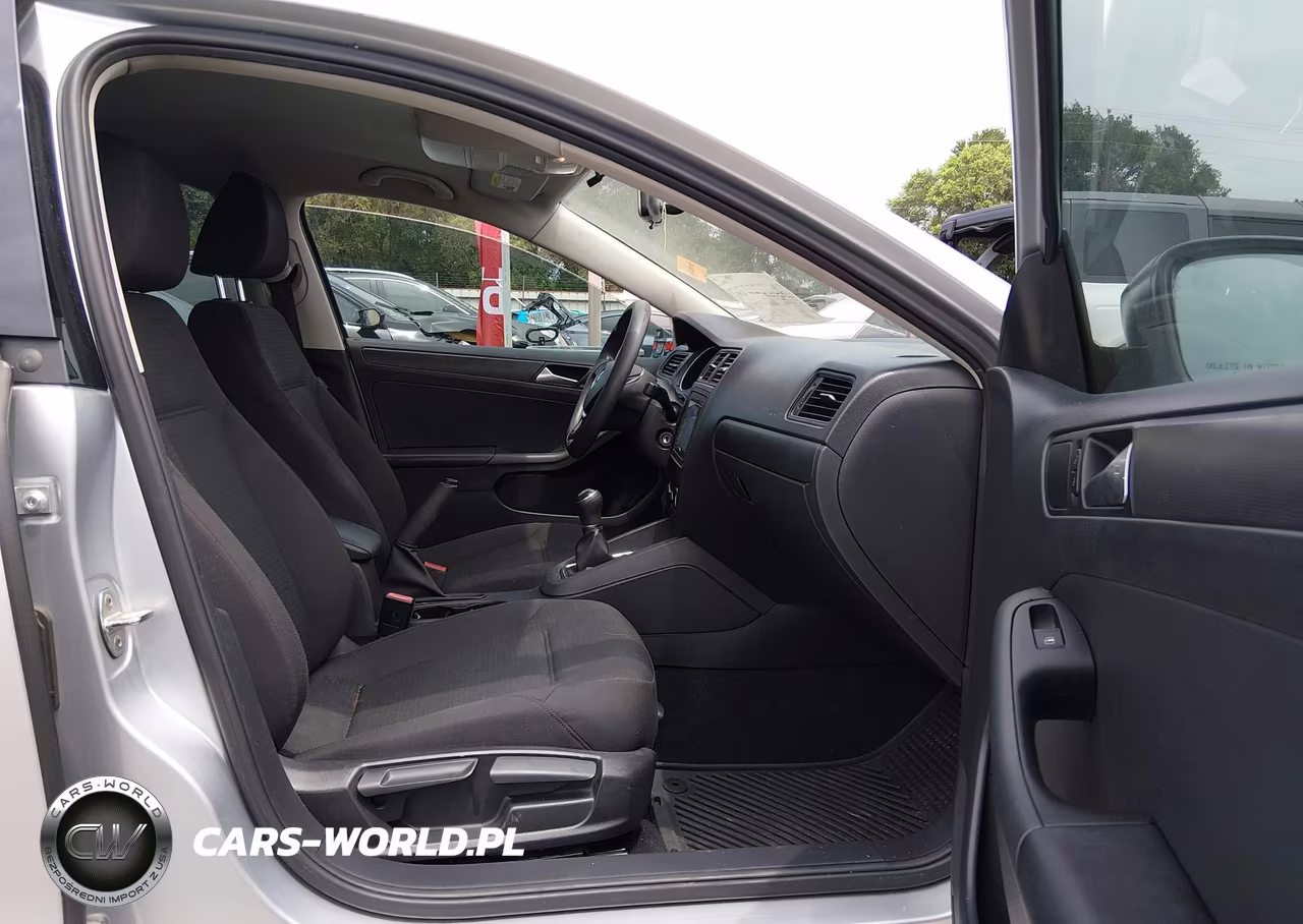 2015 Volkswagen Jetta 2.0L S VIN:3VW1K7AJ4FM311402 - 5
