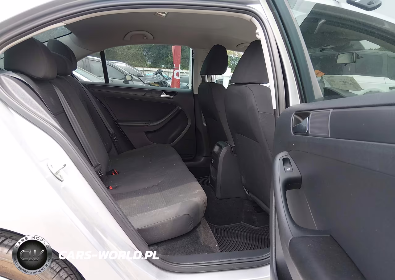 2015 Volkswagen Jetta 2.0L S VIN:3VW1K7AJ4FM311402 - 8