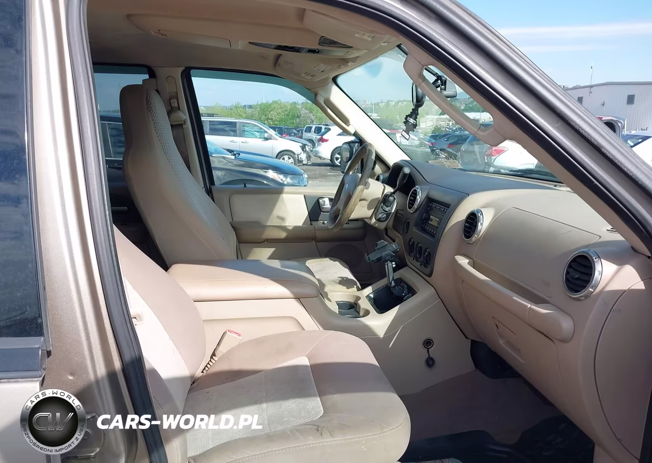 2003 Ford Expedition Xlt VIN:1FMPU16L33LC07538 - 5