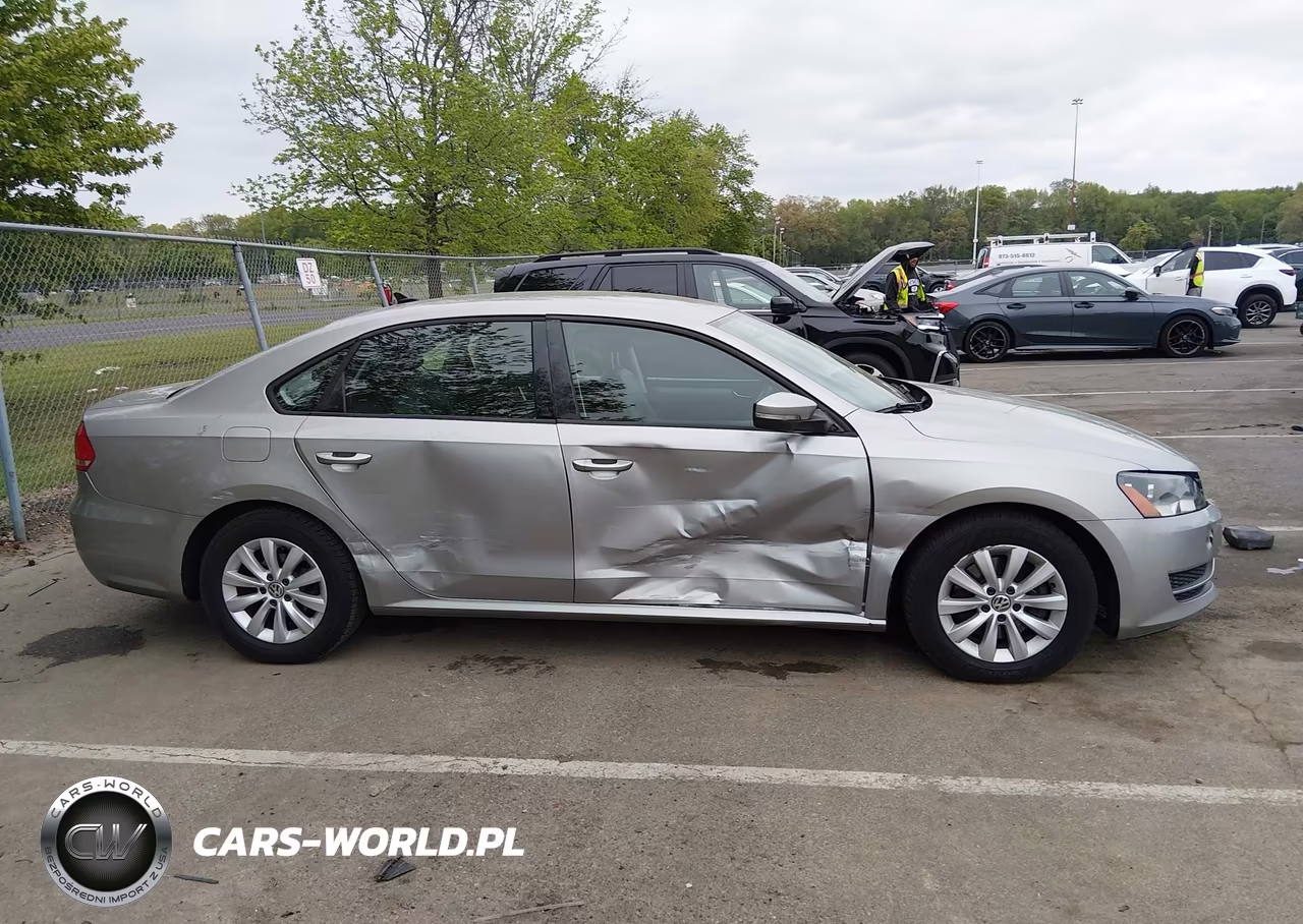 2014 Volkswagen Passat 2.5L Wolfsburg Edition VIN:1VWAP7A30EC005459 - 13