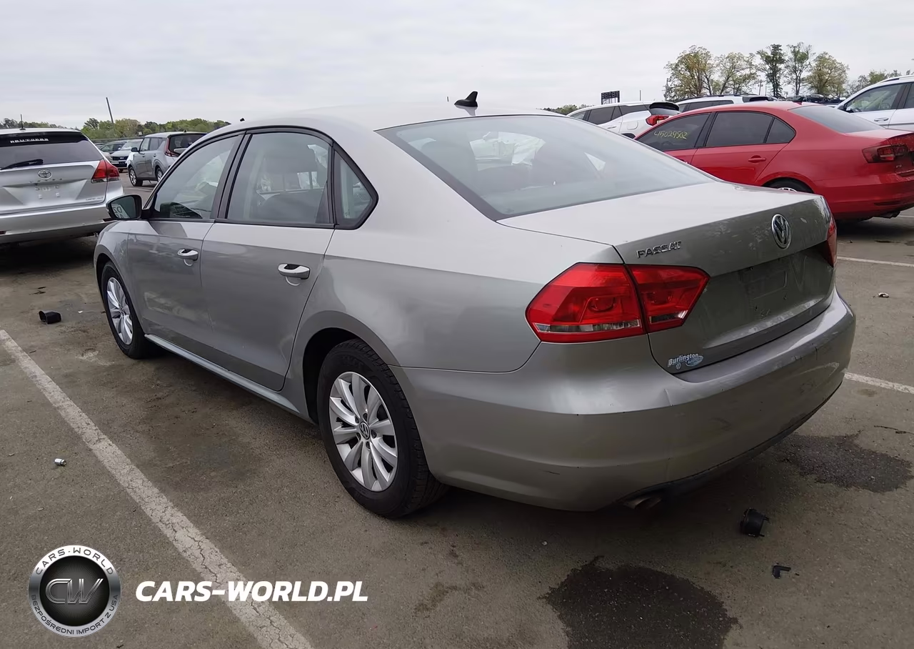2014 Volkswagen Passat 2.5L Wolfsburg Edition VIN:1VWAP7A30EC005459 - 3