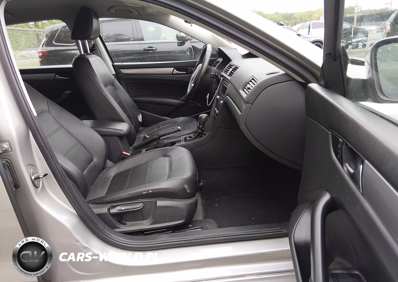 2014 Volkswagen Passat 2.5L Wolfsburg Edition VIN:1VWAP7A30EC005459 - 5