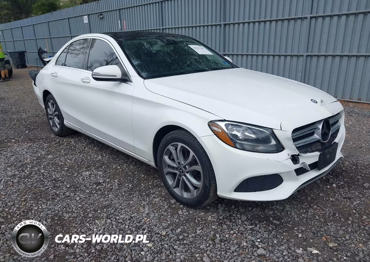 2017 Mercedes-Benz C 300 4Matic – zdjęcie 1 z 17