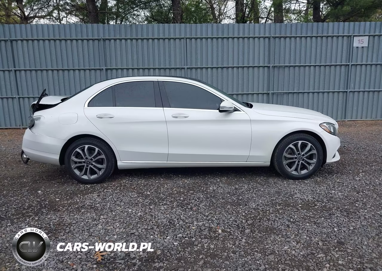 2017 Mercedes-Benz C 300 4Matic VIN:55SWF4KB8HU187675 - 13