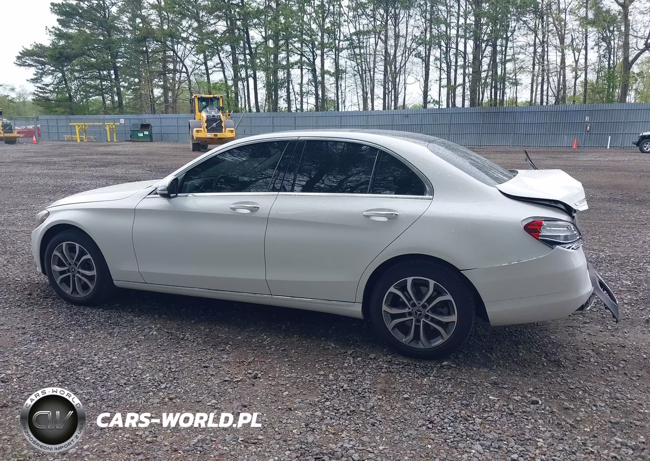 2017 Mercedes-Benz C 300 4Matic VIN:55SWF4KB8HU187675 - 14