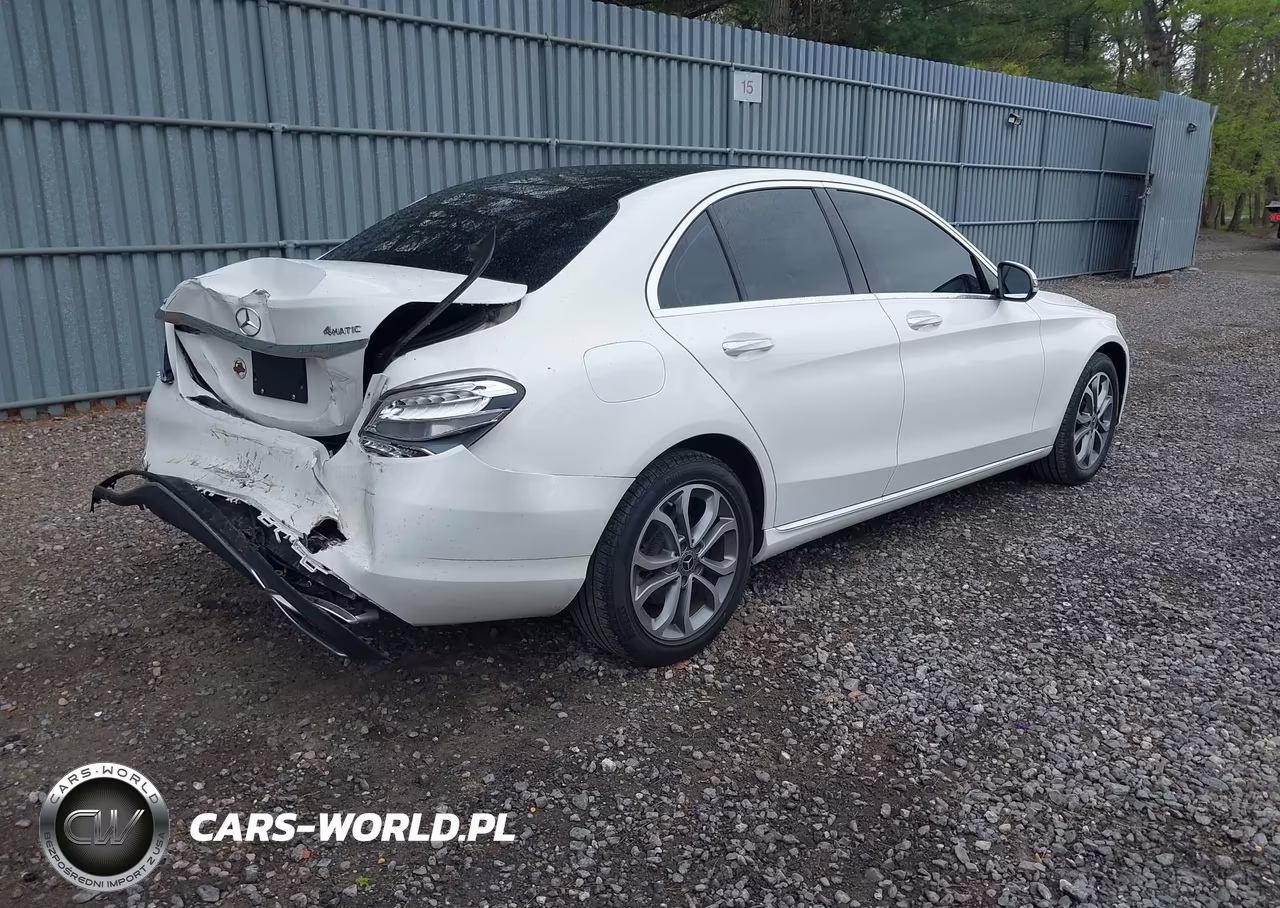 2017 Mercedes-Benz C 300 4Matic VIN:55SWF4KB8HU187675 - 4