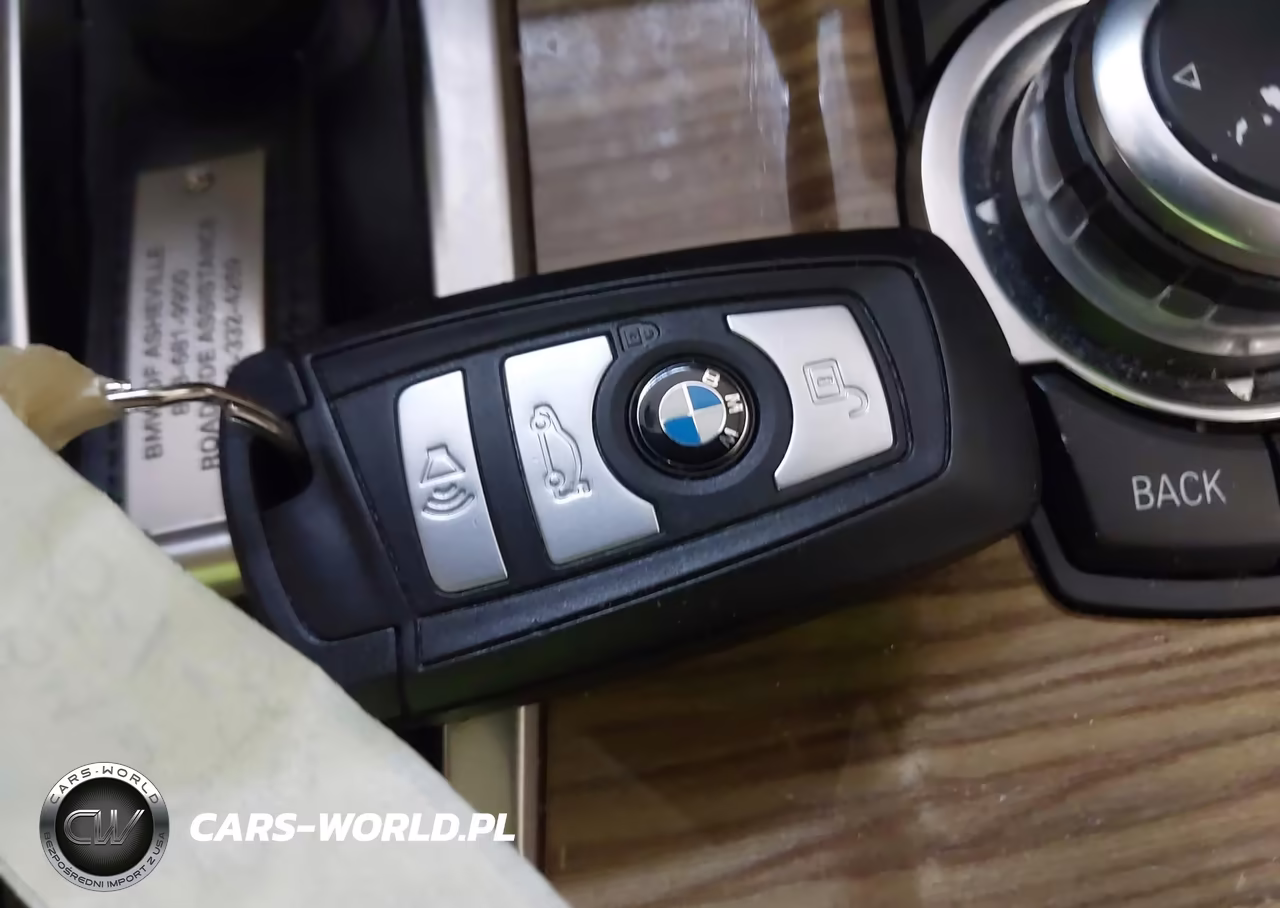 2012 BMW X3 xDrive28I VIN:5UXWX5C59CL724670 - 11