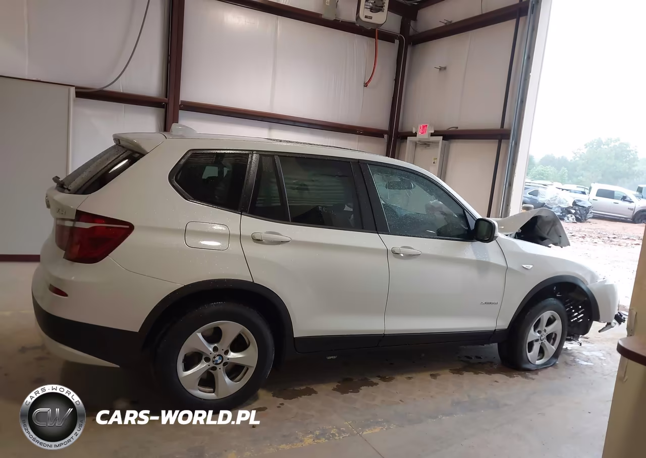 2012 BMW X3 xDrive28I VIN:5UXWX5C59CL724670 - 13