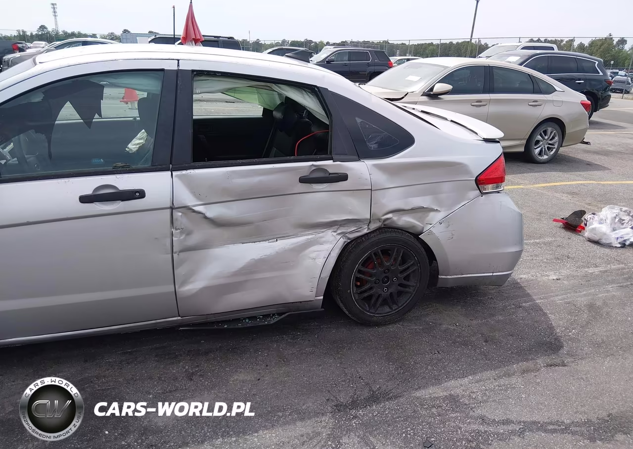 2011 Ford Focus Se VIN:1FAHP3FN8BW147594 - 6