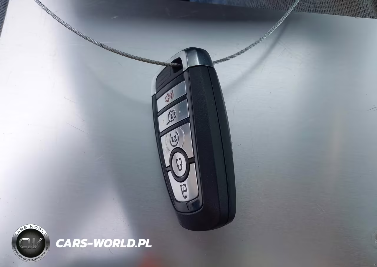 2025 Ford Escape St-Line VIN:1FMCU9MN1SUB28850 - 11
