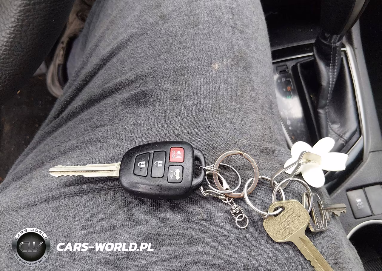 2015 Toyota Corolla Le VIN:2T1BURHE9FC432019 - 11