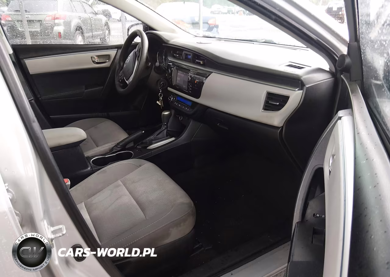 2015 Toyota Corolla Le VIN:2T1BURHE9FC432019 - 5