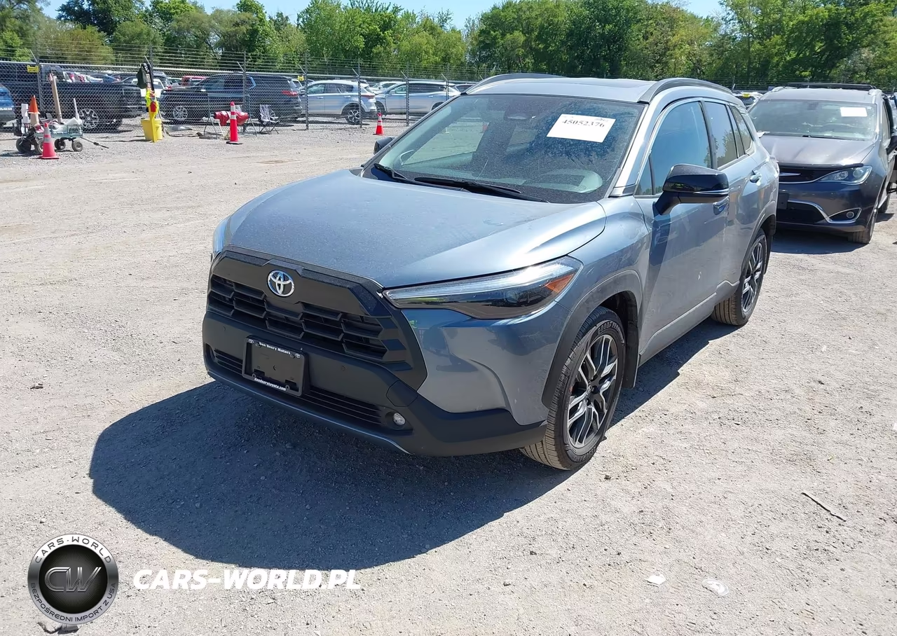 2026 Toyota Corolla Cross Xle VIN:7MUDAABGXTV168072 - 2