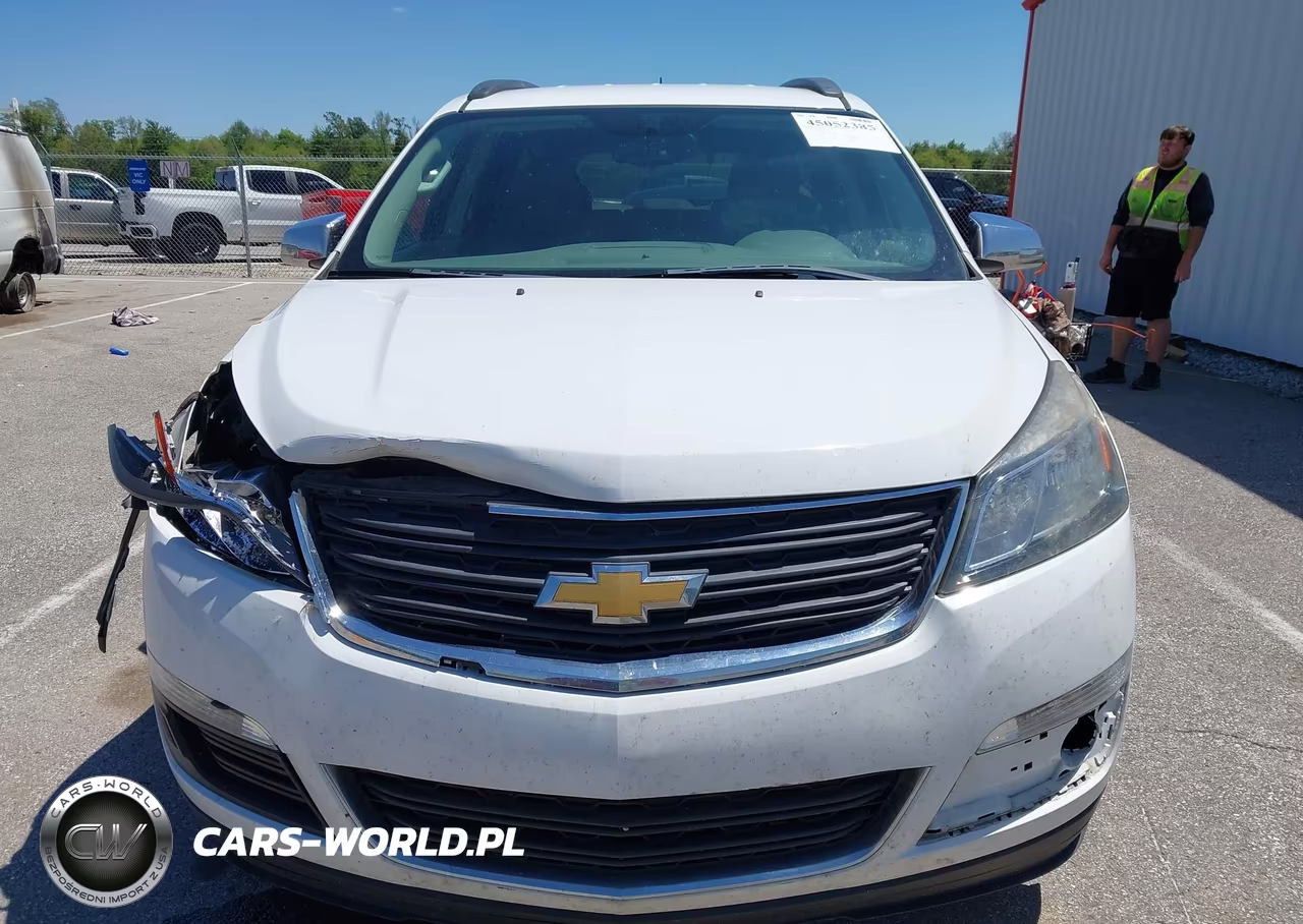 2016 Chevrolet Traverse Ls VIN:1GNKRFED7GJ315077 - 12