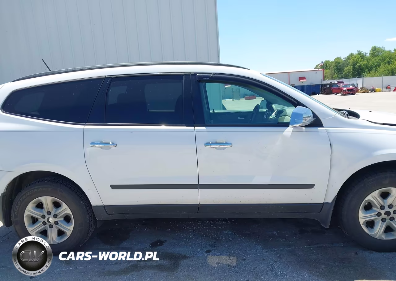 2016 Chevrolet Traverse Ls VIN:1GNKRFED7GJ315077 - 13