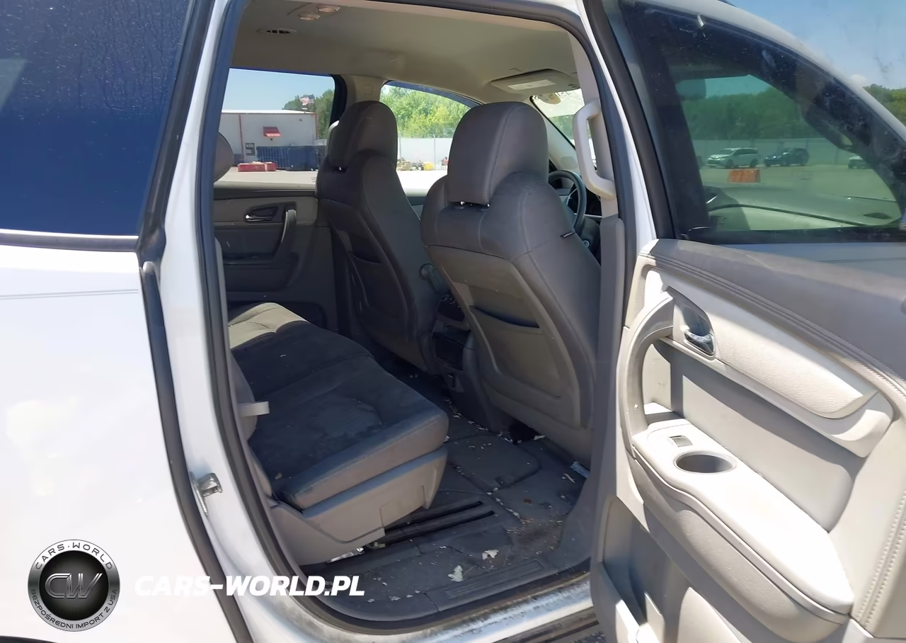 2016 Chevrolet Traverse Ls VIN:1GNKRFED7GJ315077 - 8