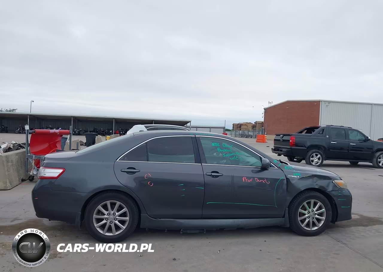 TOYOTA CAMRY HYBRID VIN:4T1BB3EK3AU126177 - 13