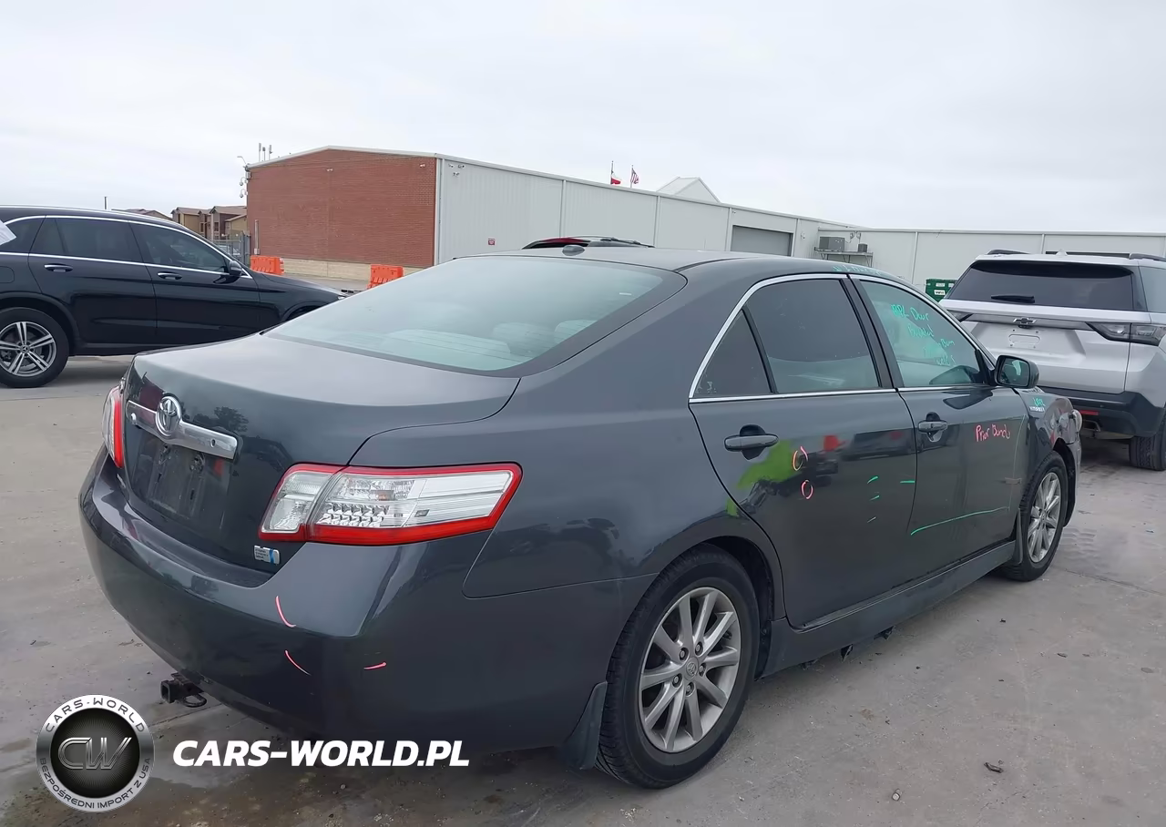 TOYOTA CAMRY HYBRID VIN:4T1BB3EK3AU126177 - 4
