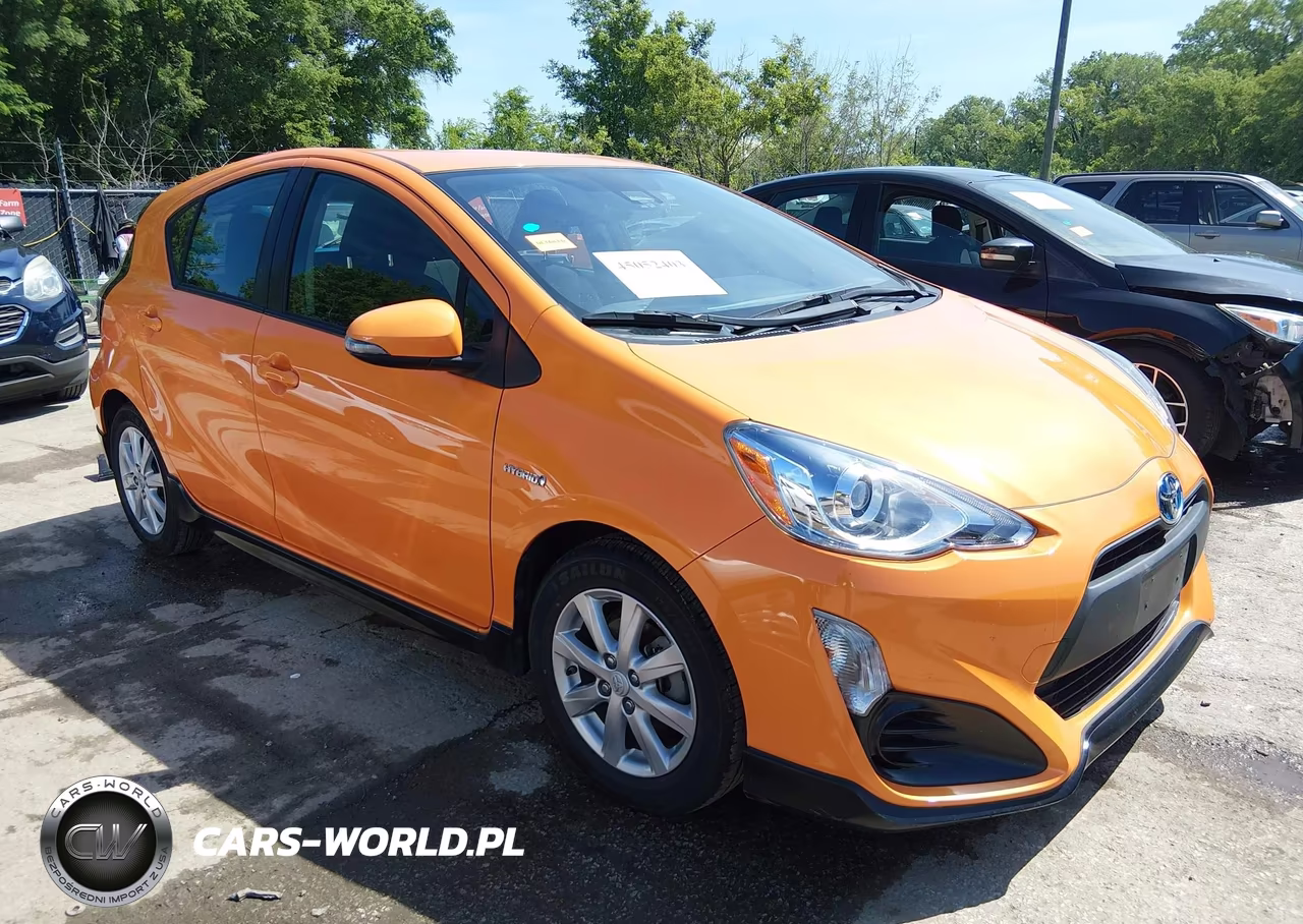 2017 Toyota Prius C Two