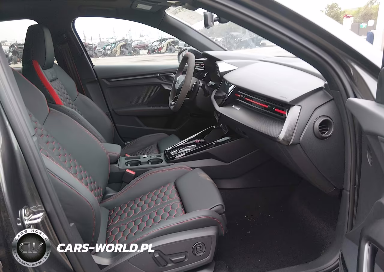 2026 Audi Rs 3 Tfsi Quattro S Tronic VIN:WUAGWDGY7TA904820 - 5