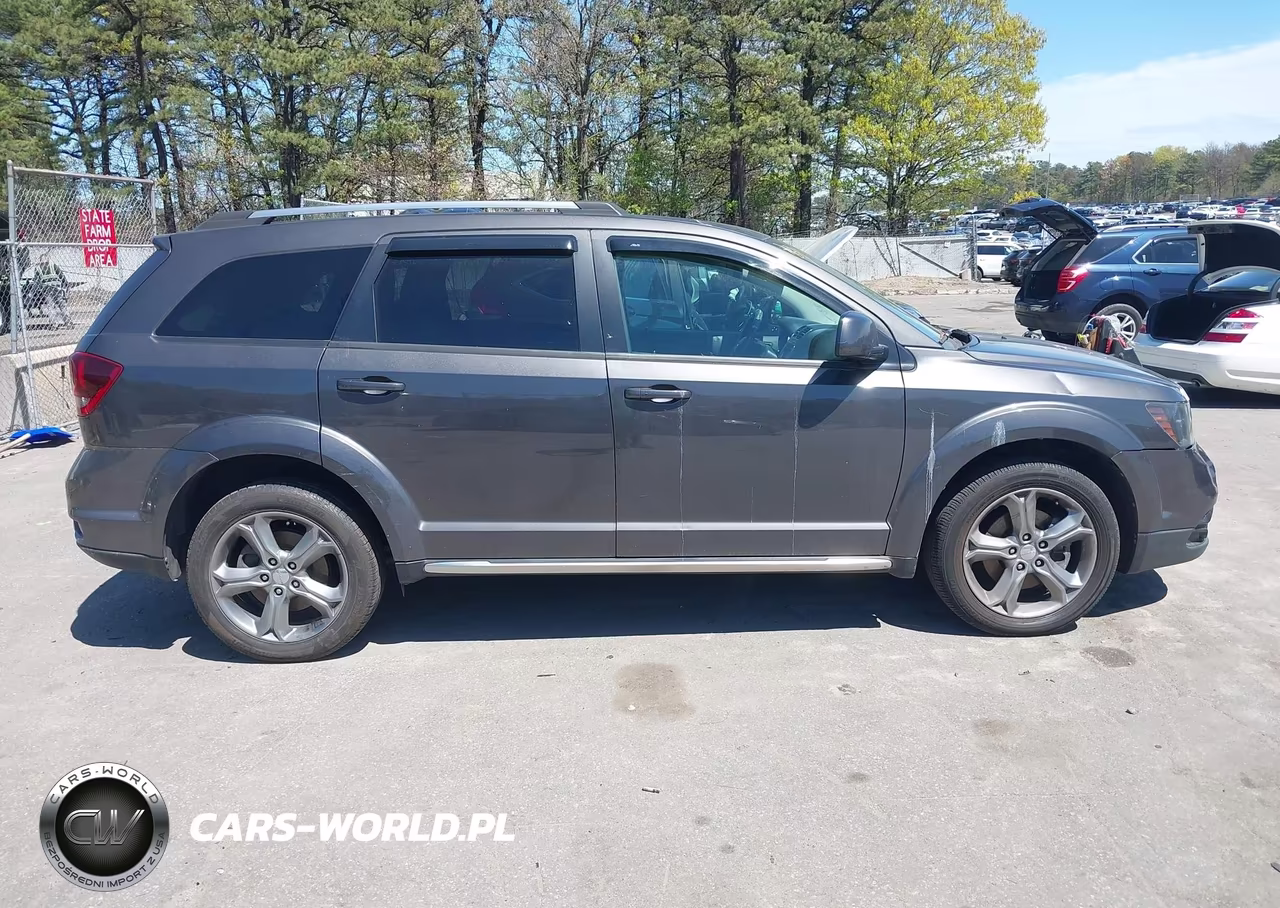 2017 Dodge Journey Crossroad Plus Awd VIN:3C4PDDGG2HT563000 - 13