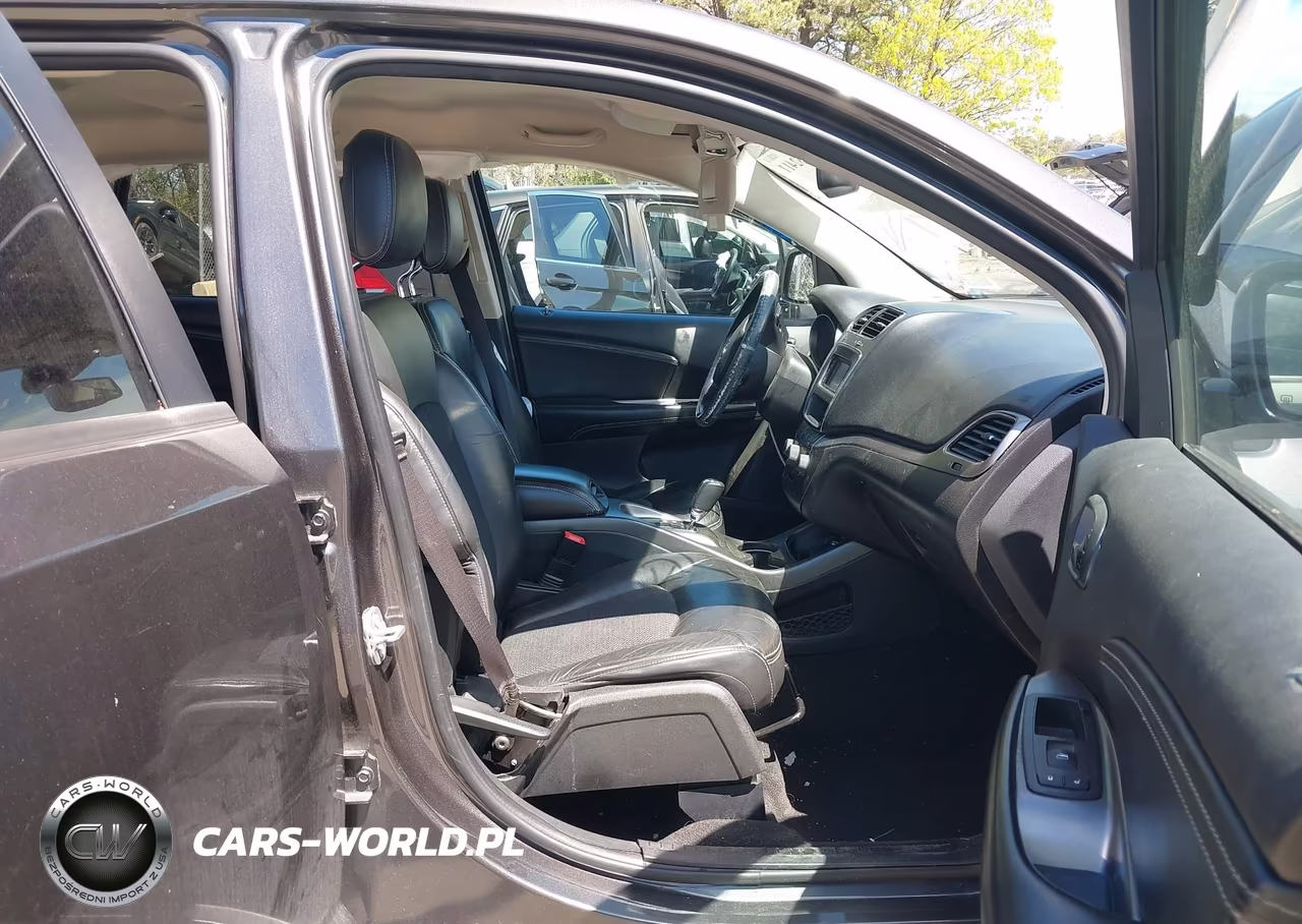 2017 Dodge Journey Crossroad Plus Awd VIN:3C4PDDGG2HT563000 - 5