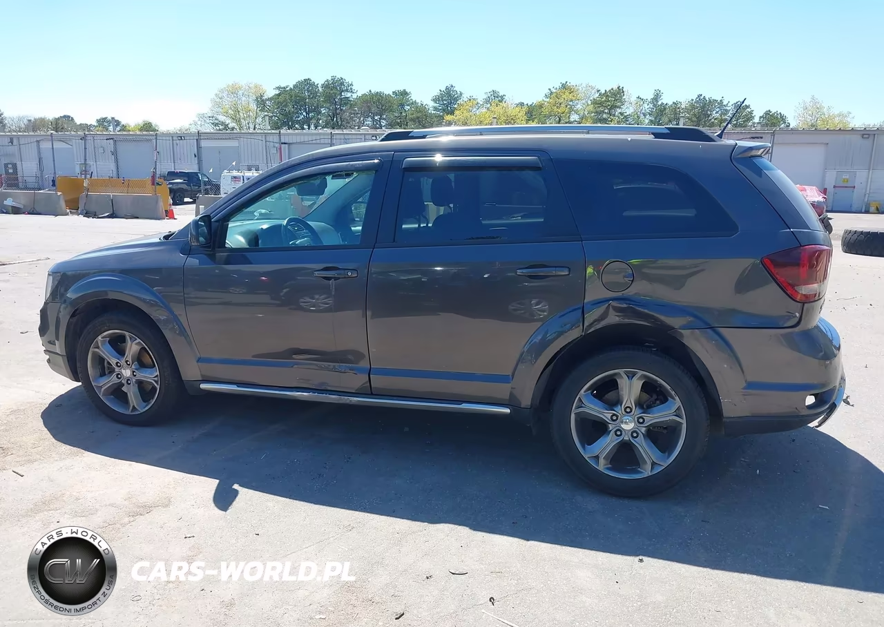 2017 Dodge Journey Crossroad Plus Awd VIN:3C4PDDGG2HT563000 - 6