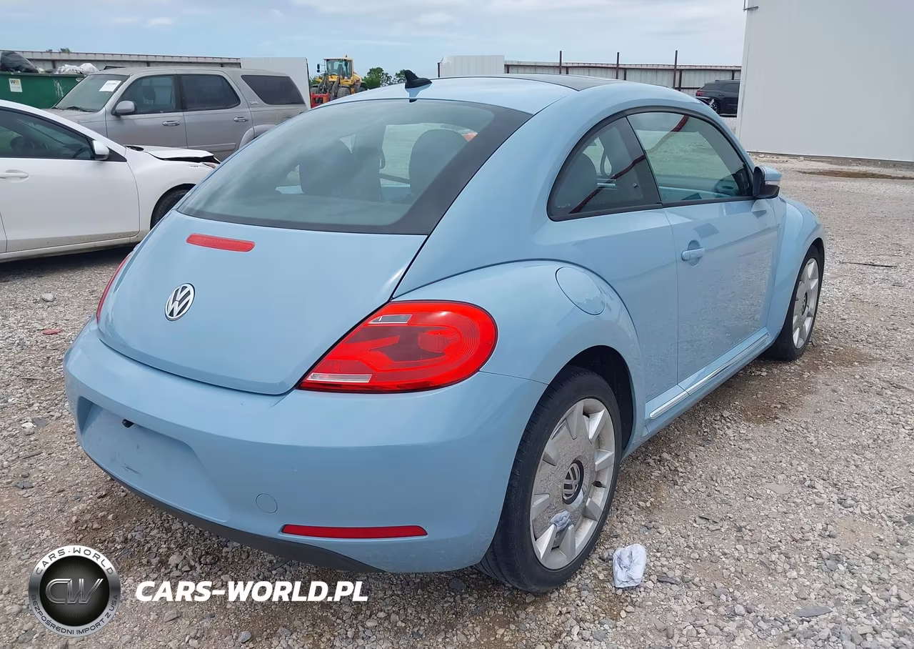 2012 Volkswagen Beetle 2.5L VIN:3VWJX7AT7CM661198 - 4