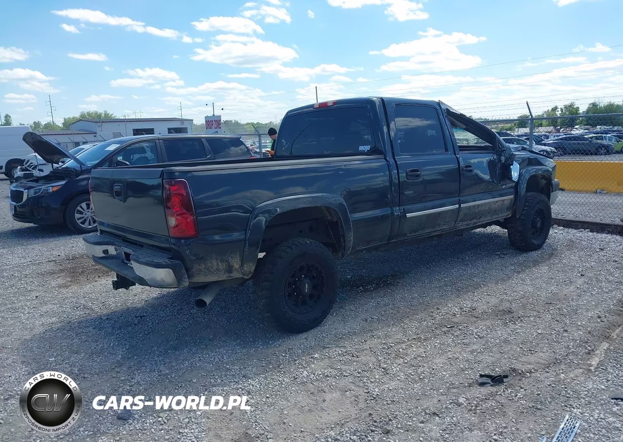 2003 Chevrolet Silverado 2500Hd Ls VIN:1GCHK23U73F156142 - 4