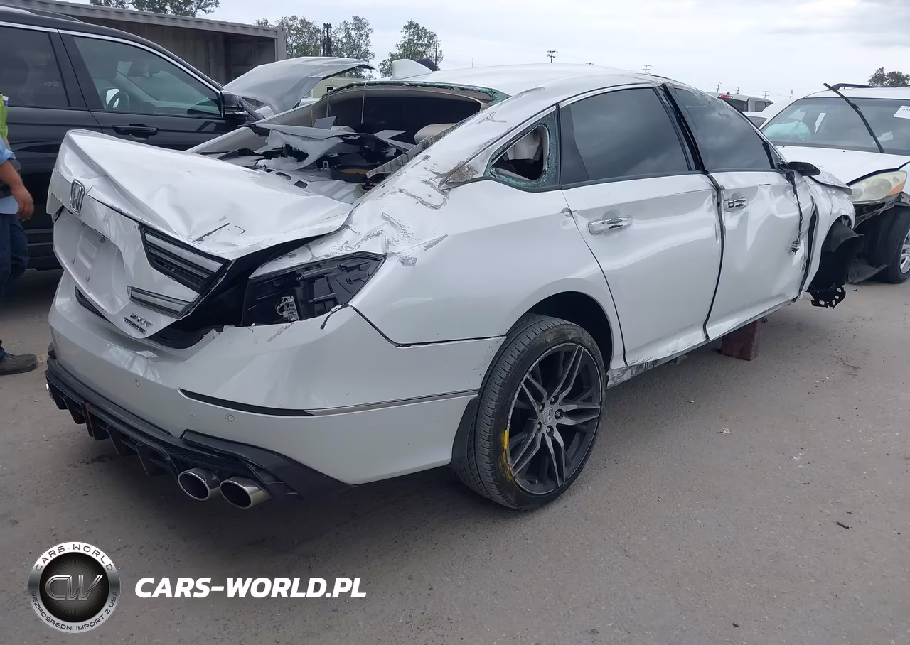 2021 Honda Accord Touring VIN:1HGCV2F99MA032656 - 4