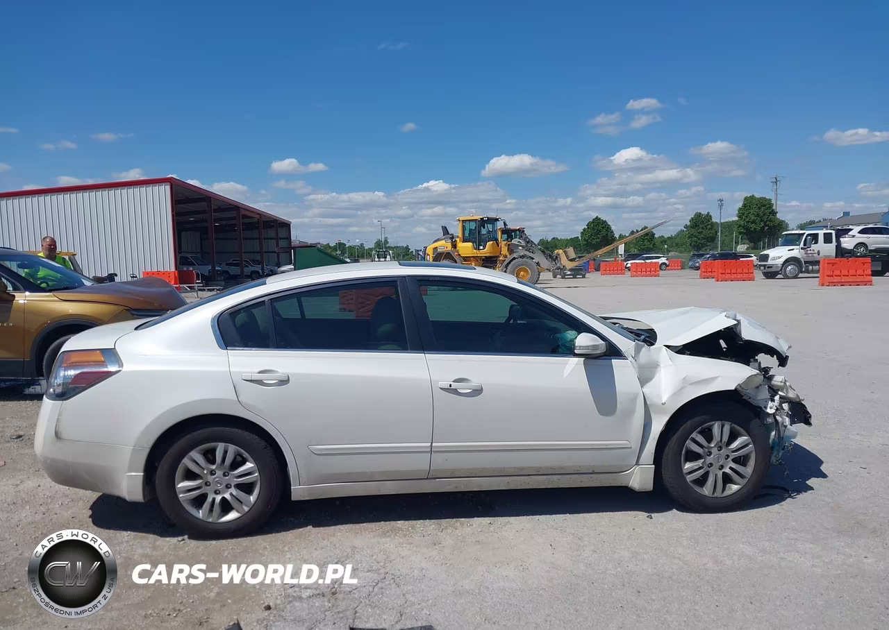 2011 Nissan Altima 2.5 S VIN:1N4AL2AP0BN411137 - 14