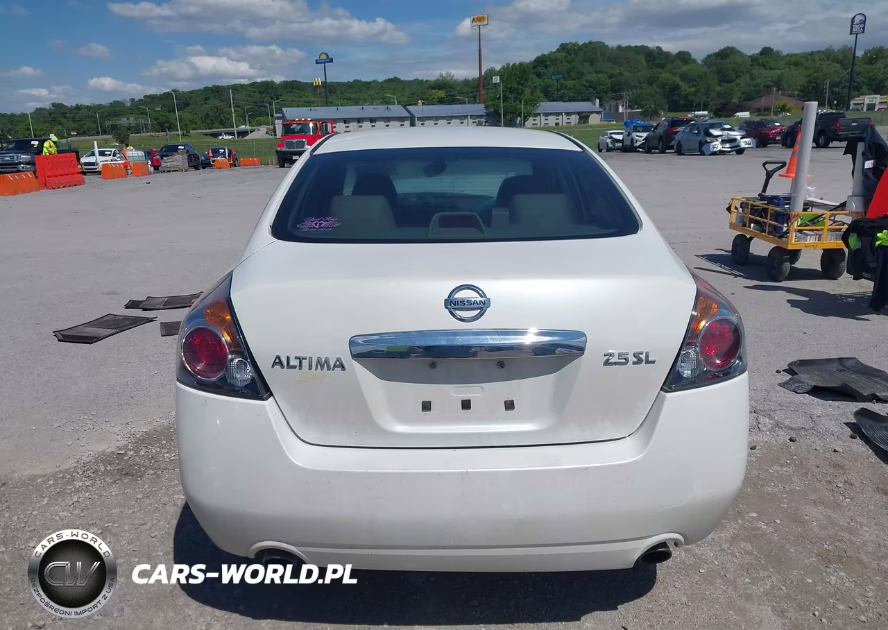 2011 Nissan Altima 2.5 S VIN:1N4AL2AP0BN411137 - 17