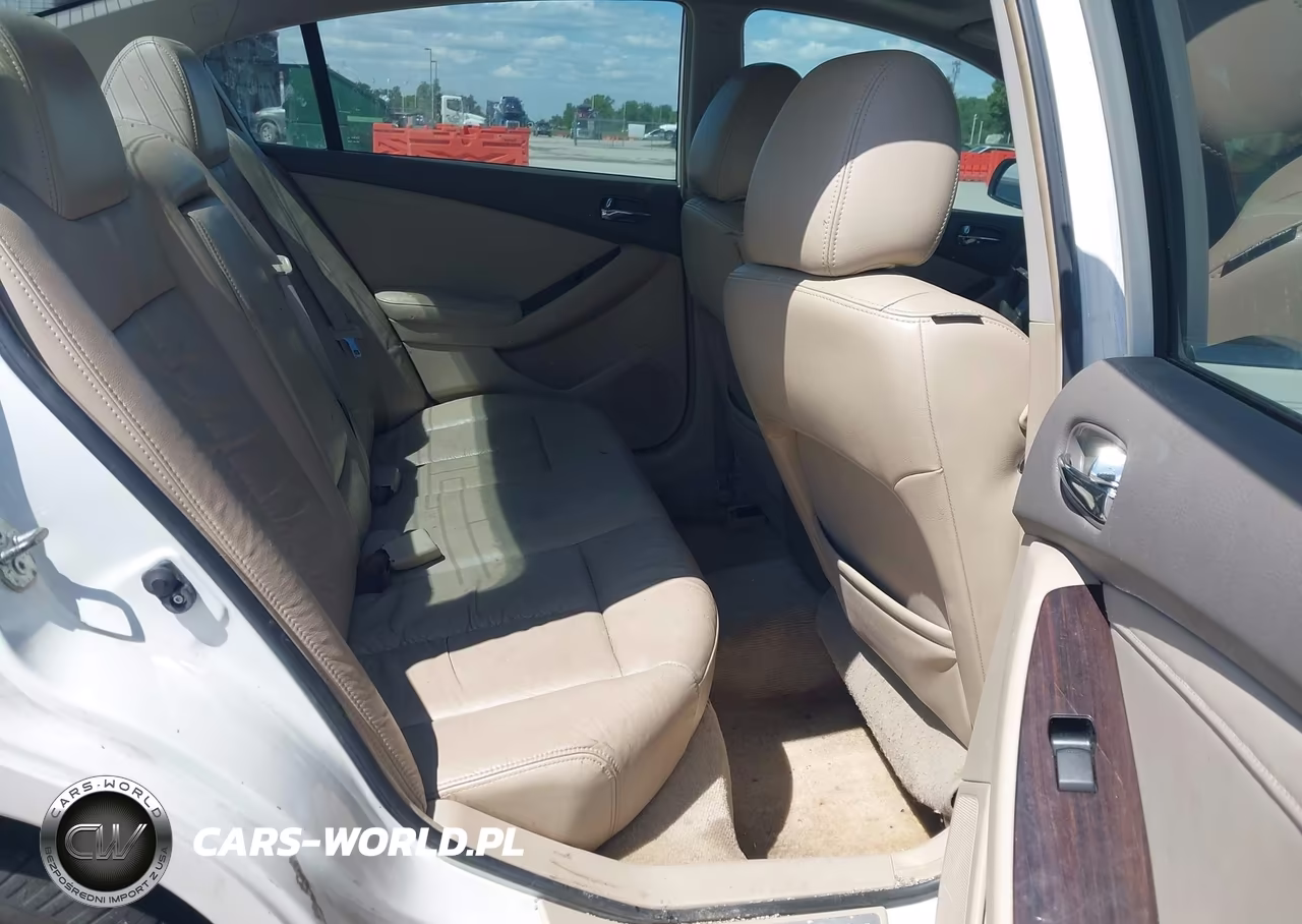 2011 Nissan Altima 2.5 S VIN:1N4AL2AP0BN411137 - 8