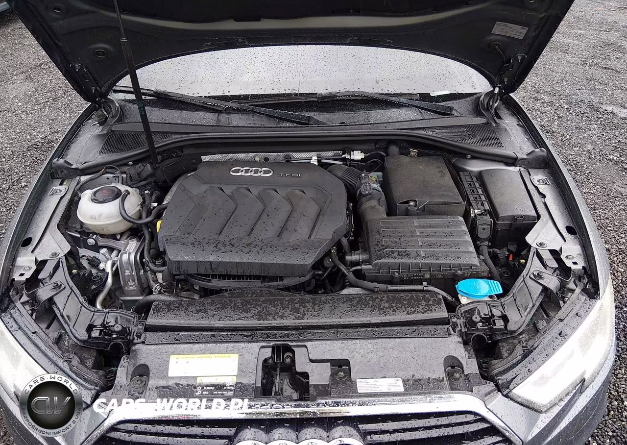 2018 Audi A3 2.0T Premium-2.0T Tech Premium VIN:WAUAUGFF8J1091623 - 10