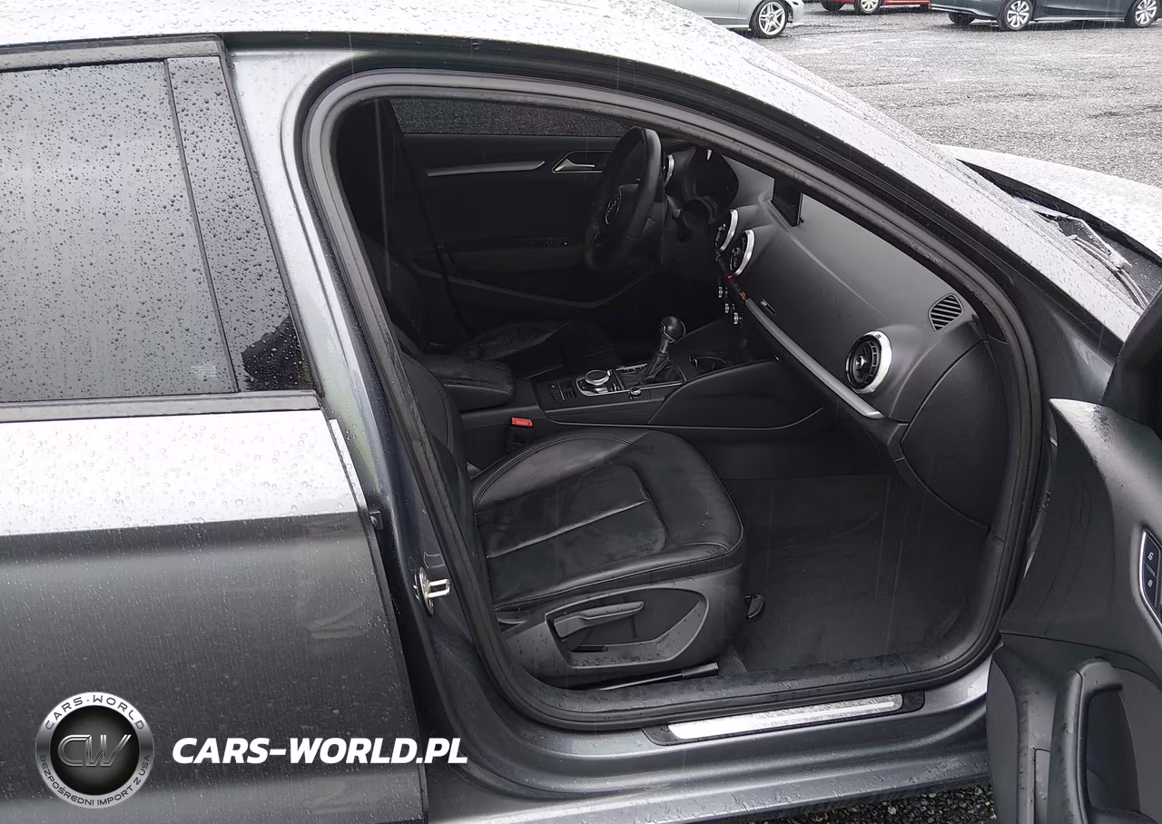 2018 Audi A3 2.0T Premium-2.0T Tech Premium VIN:WAUAUGFF8J1091623 - 5