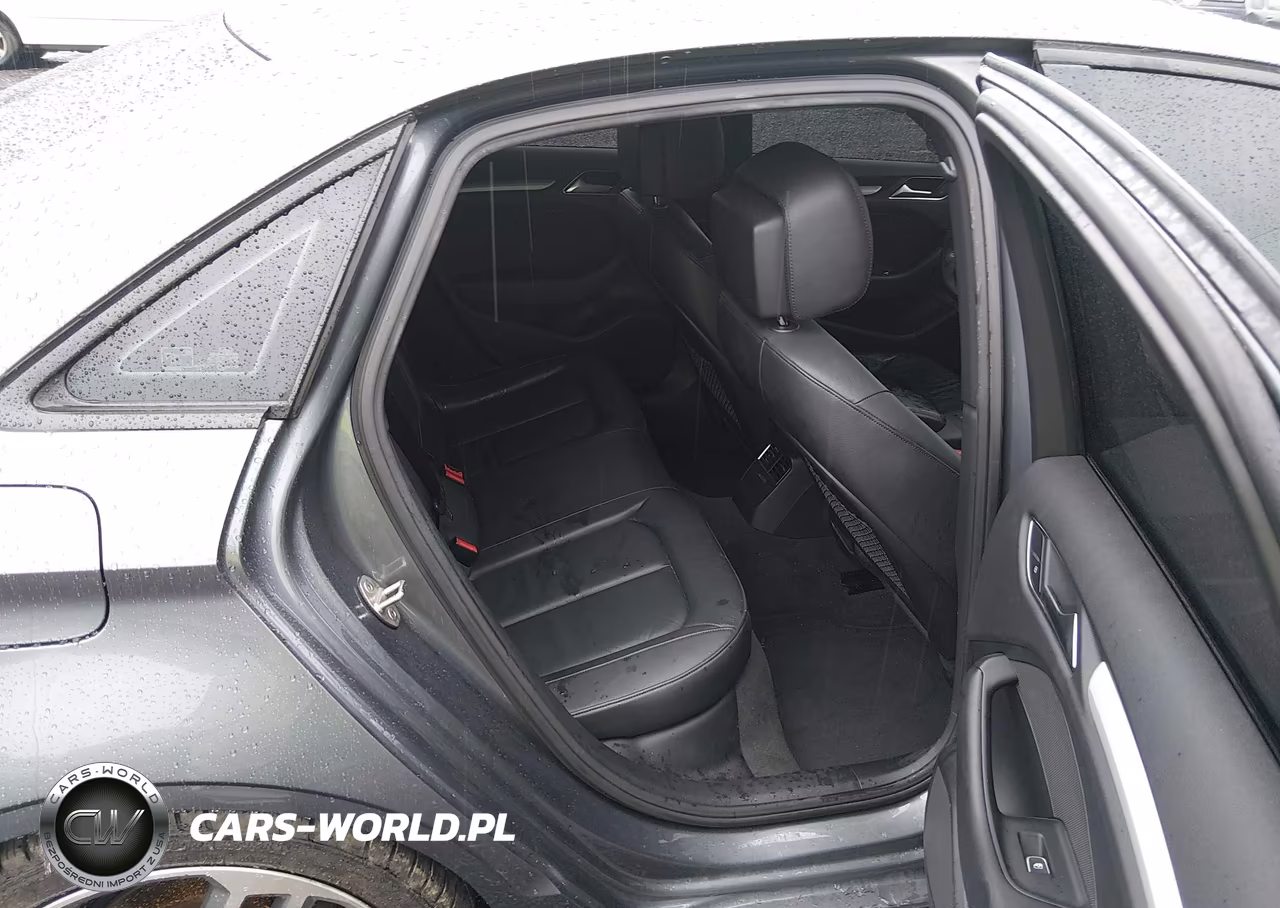 2018 Audi A3 2.0T Premium-2.0T Tech Premium VIN:WAUAUGFF8J1091623 - 8
