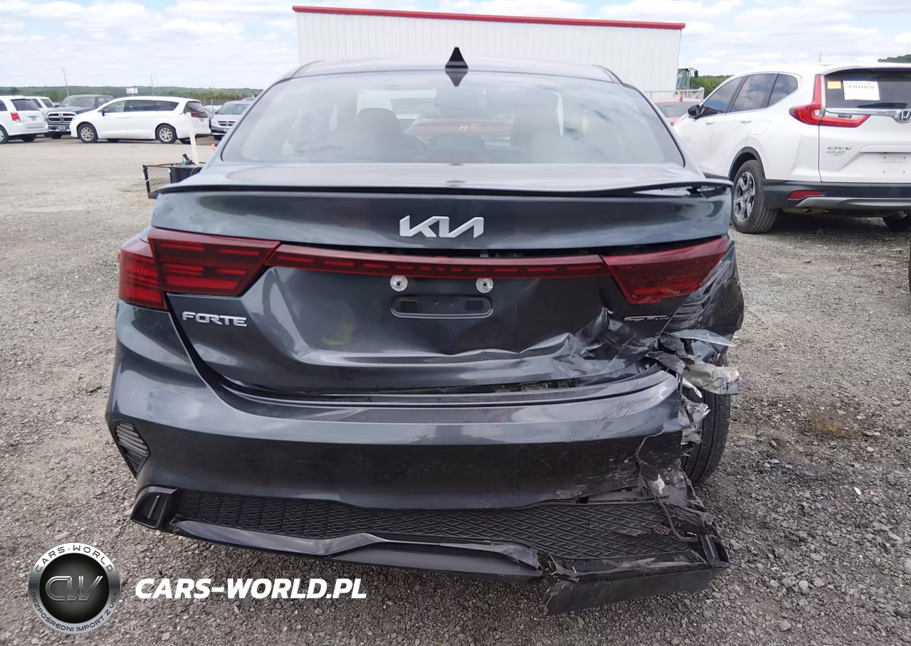 2024 Kia Forte Gt-Line VIN:3KPF54AD6RE790770 - 16