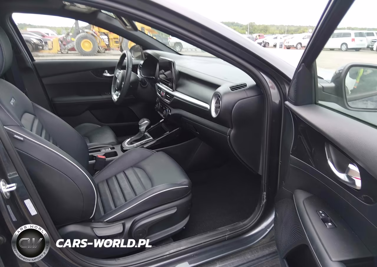 2024 Kia Forte Gt-Line VIN:3KPF54AD6RE790770 - 5